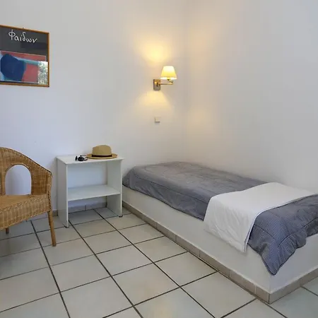 Hotel Trypiti 3*